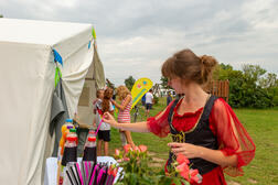Kinderkirche: Kinderanimation auf dem Ostsee Campingplatz Hemmelmark
